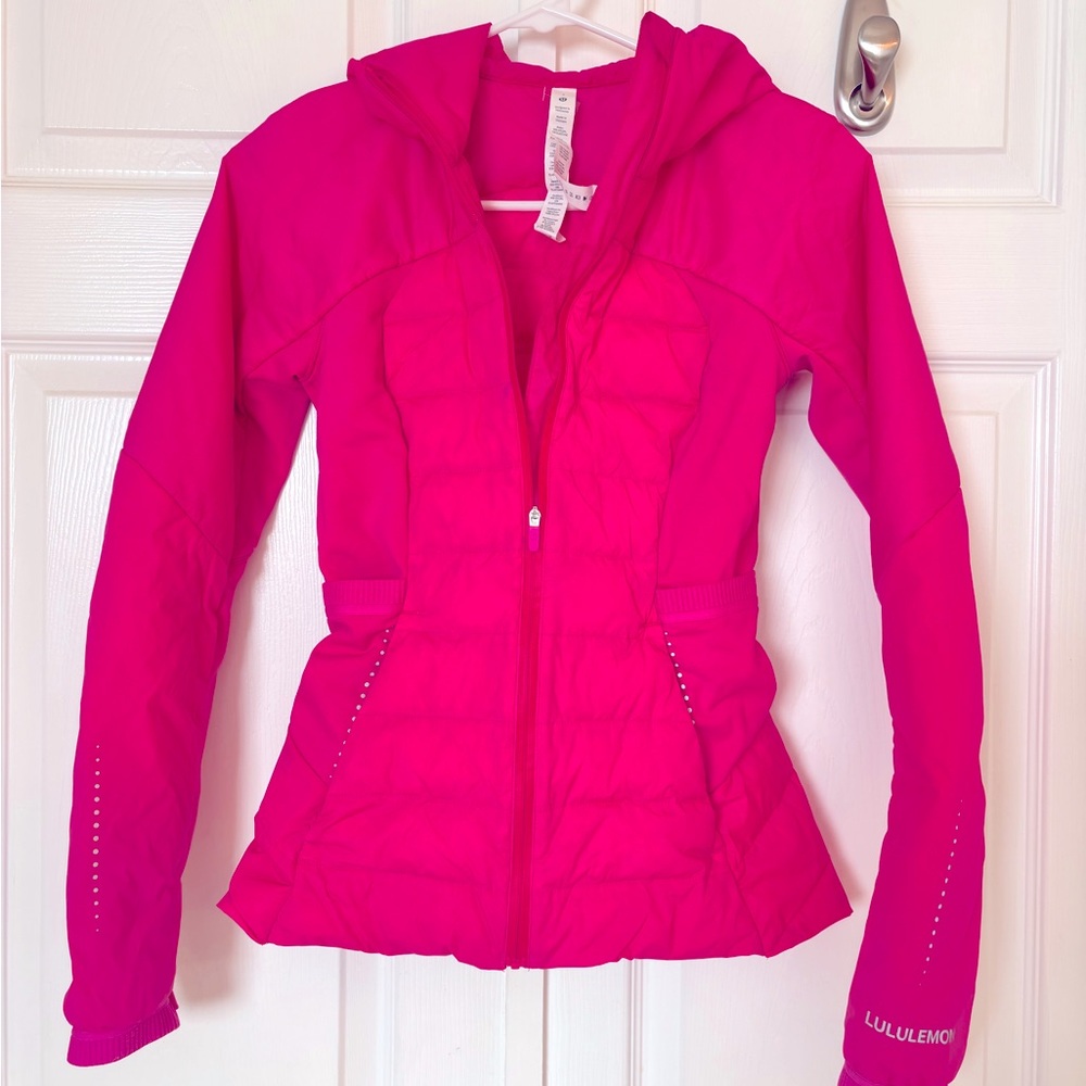 LULULEMON size2 Goose down Jacket in pink! Gorgeous!